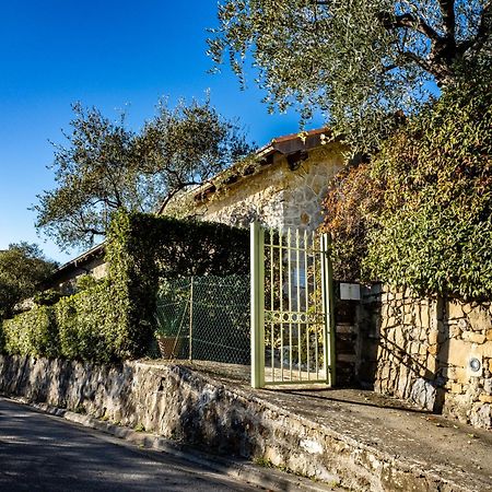 Terre Bianche Appartamenti Dolceacqua Exterior foto