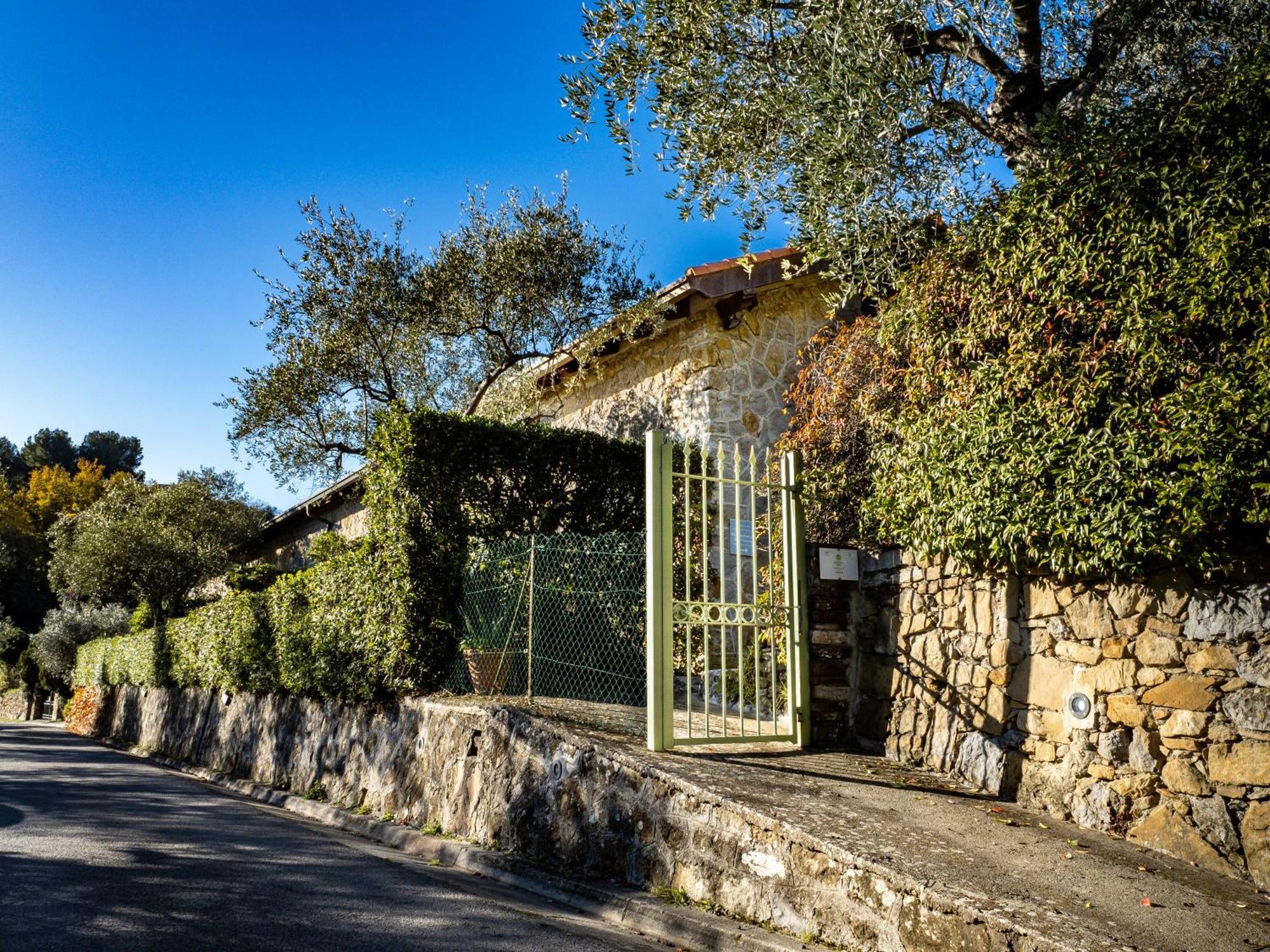 Terre Bianche Appartamenti Dolceacqua Exterior foto