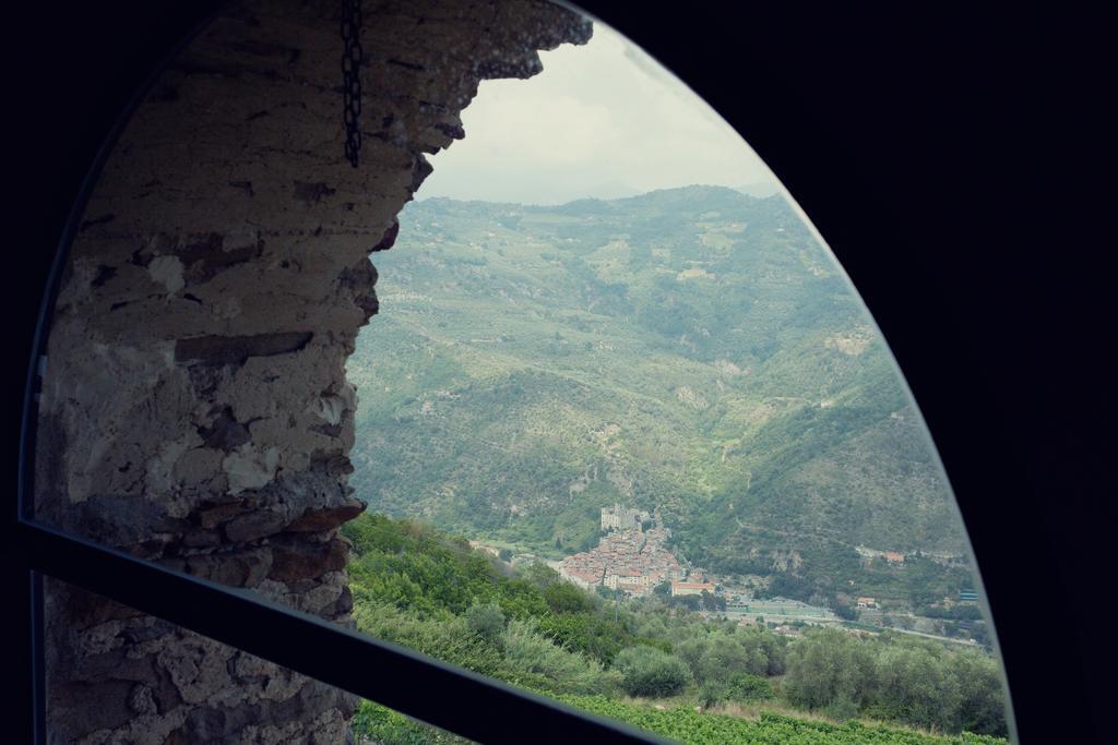 Terre Bianche Appartamenti Dolceacqua Exterior foto