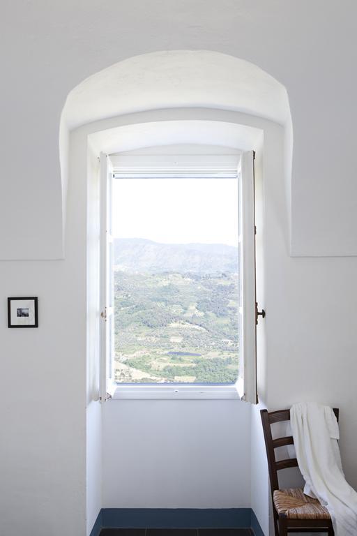 Terre Bianche Appartamenti Dolceacqua Exterior foto