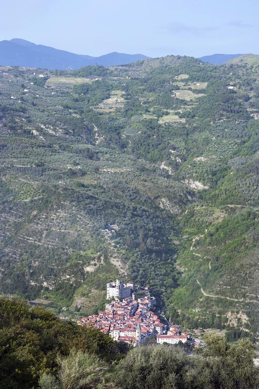 Terre Bianche Appartamenti Dolceacqua Exterior foto